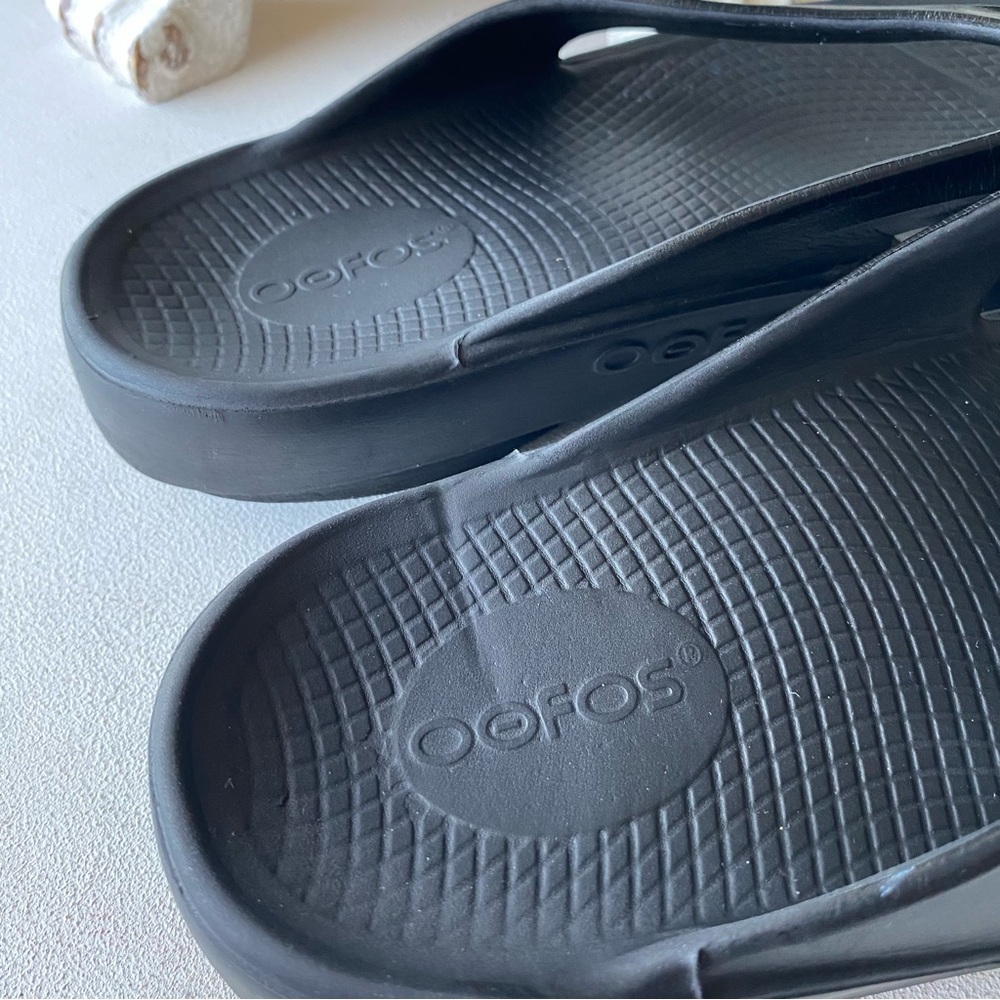 OOFOOS OOlala Luxe Recovery Flip Flop Thong‎ Sandals Shoes Women 11 Black - Picture 7 of 9